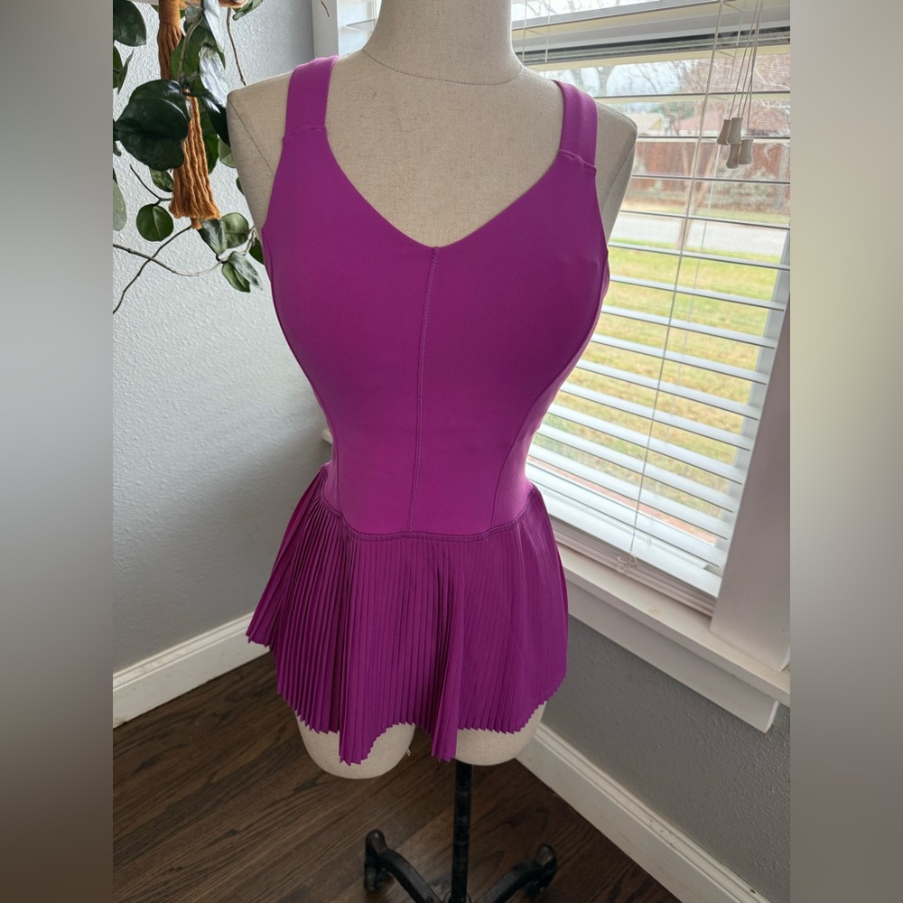 Lululemon‎ City Tank Size 6